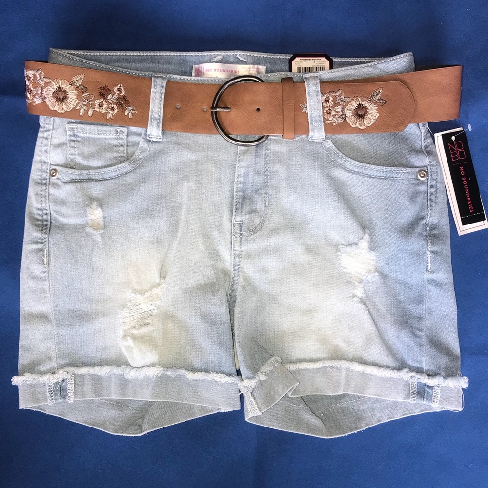 NOBO belted jean shorts🌼